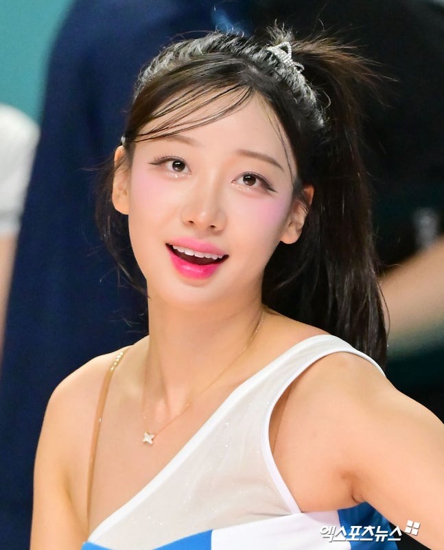 우수한 치어리더 총정리! 맥심 화보, 남친, 레전드 몸매 직캠, 비키니, 인스타까지