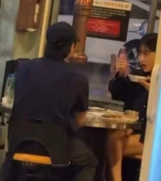 최홍라 치어리더 성형전, 레전드 비키니, 바디프로필, 남친 이재현과 열애, 결별, 재결합까지